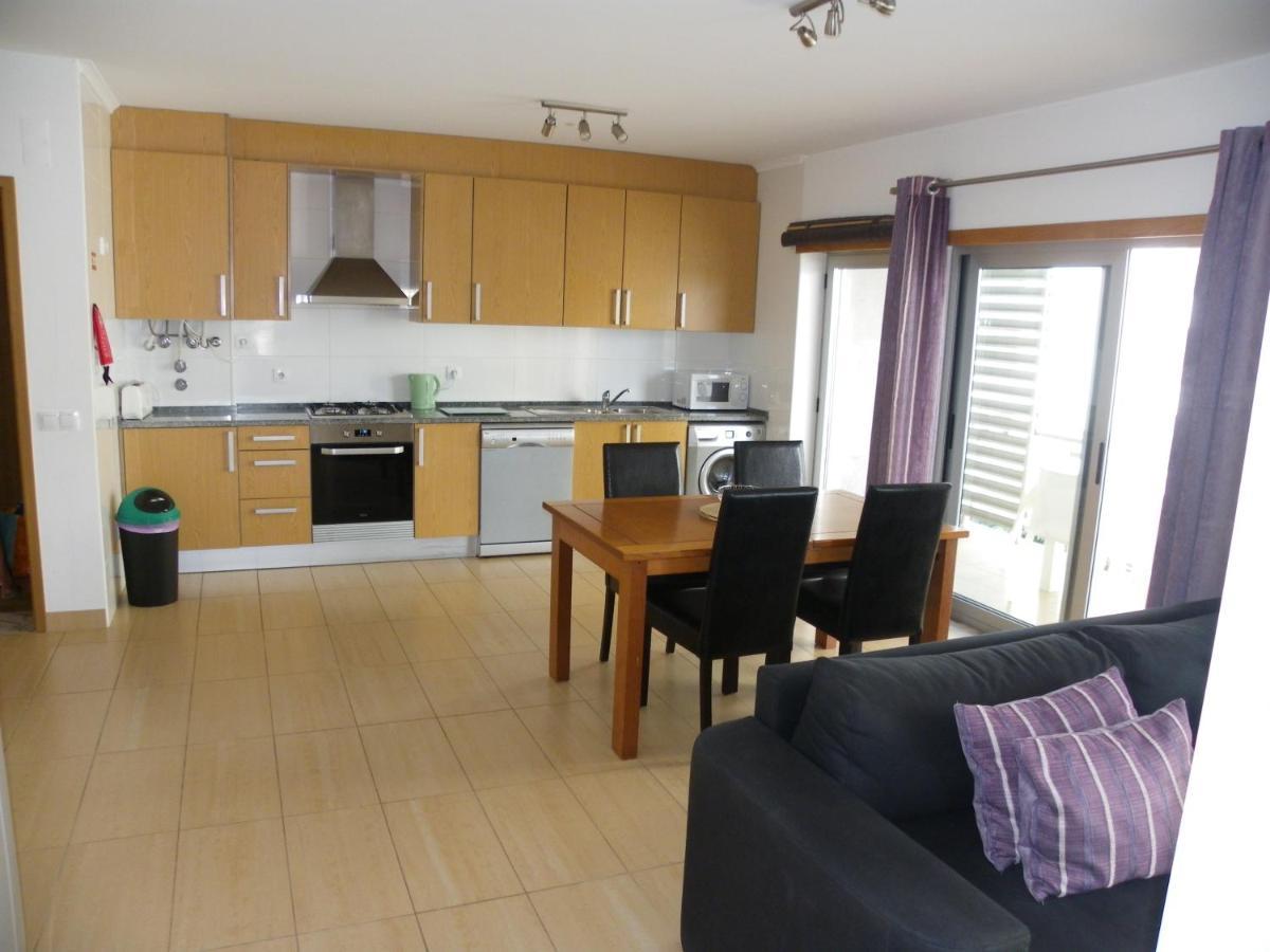 Haven Apartman São Martinho do Porto Kültér fotó